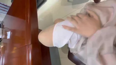 00后丝袜控山东体制内视频➕原味，极品！